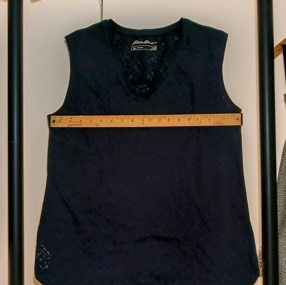 EDDIE BAUER Womens Navy Sleeveless Top (See 2nd Picture For True Blue Color)